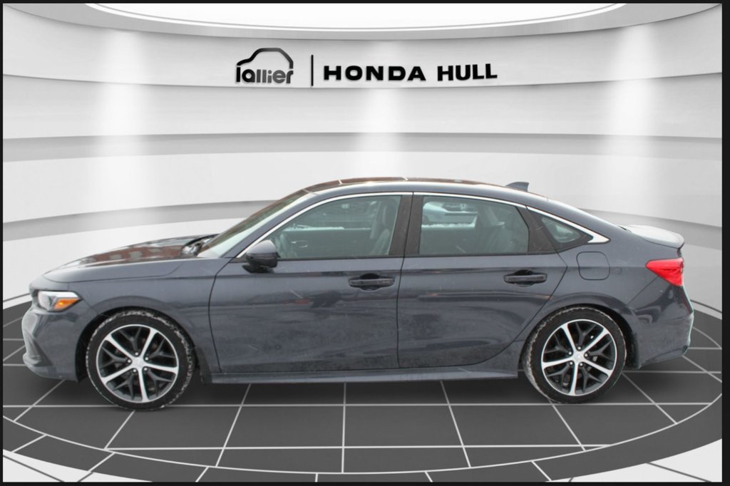 Honda Civic Touring 2022 à Gatineau, Québec - 2 - w1024h768px