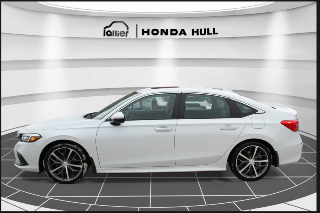 Honda Civic Touring 2022 à , Québec - 2 - w1024h768px
