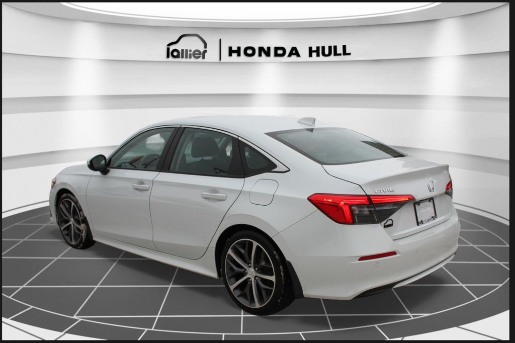 Honda Civic Touring 2022 à , Québec - 3 - w1024h768px