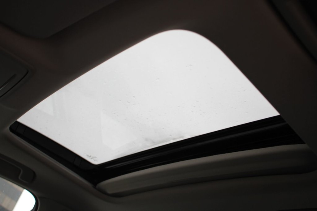 Honda Civic Touring 2022 à , Québec - 27 - w1024h768px