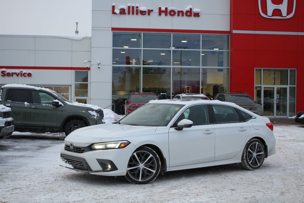 Honda Civic Touring 2022 à Gatineau, Québec - 1 - w1024h768px