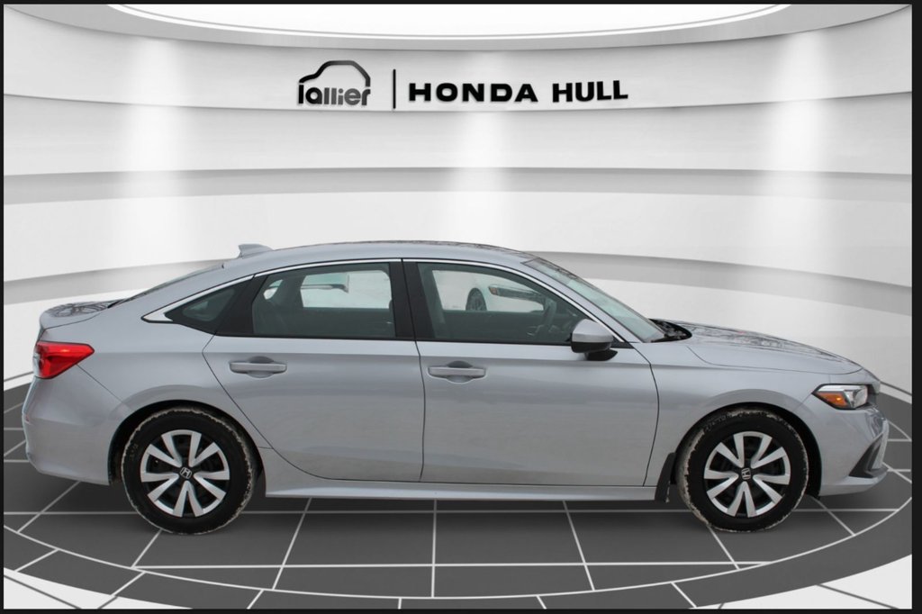 Honda Civic LX 2022 à , Québec - 6 - w1024h768px