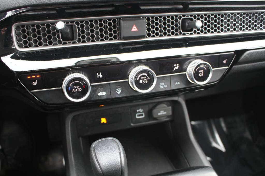 Honda Civic LX 2022 à , Québec - 17 - w1024h768px