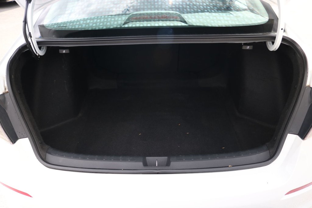 2022 Honda Civic LX in Gatineau, Quebec - 22 - w1024h768px