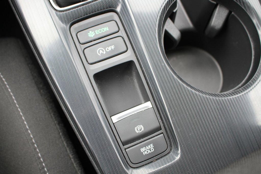 2022 Honda Civic LX in Gatineau, Quebec - 15 - w1024h768px