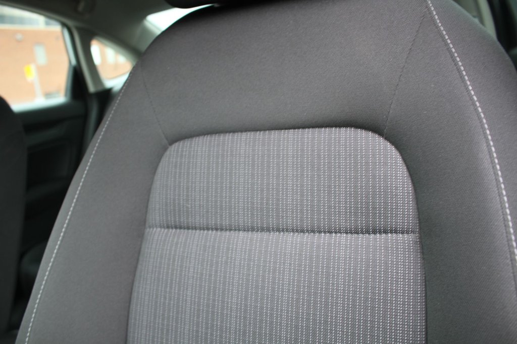 2022 Honda Civic LX in Gatineau, Quebec - 21 - w1024h768px