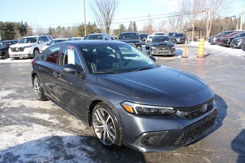 Honda Civic Touring 2023 à Gatineau, Québec - 2 - w1024h768px