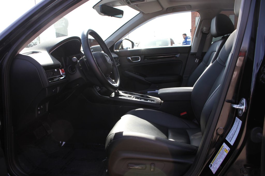 Honda Civic Touring 2023 à Gatineau, Québec - 7 - w1024h768px