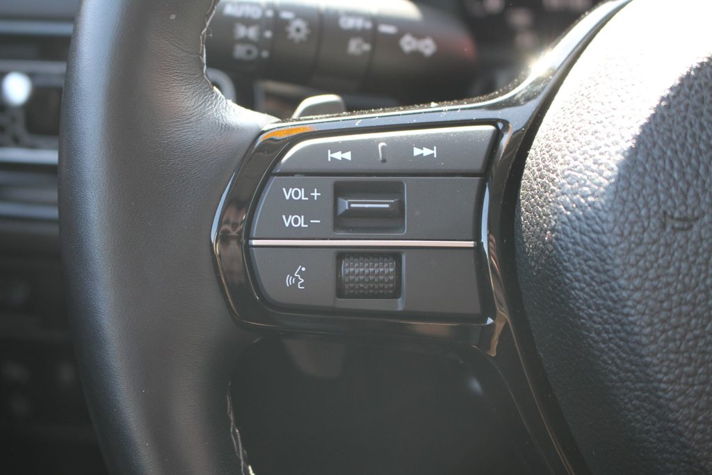 Honda Civic Touring 2023 à Gatineau, Québec - 13 - w1024h768px