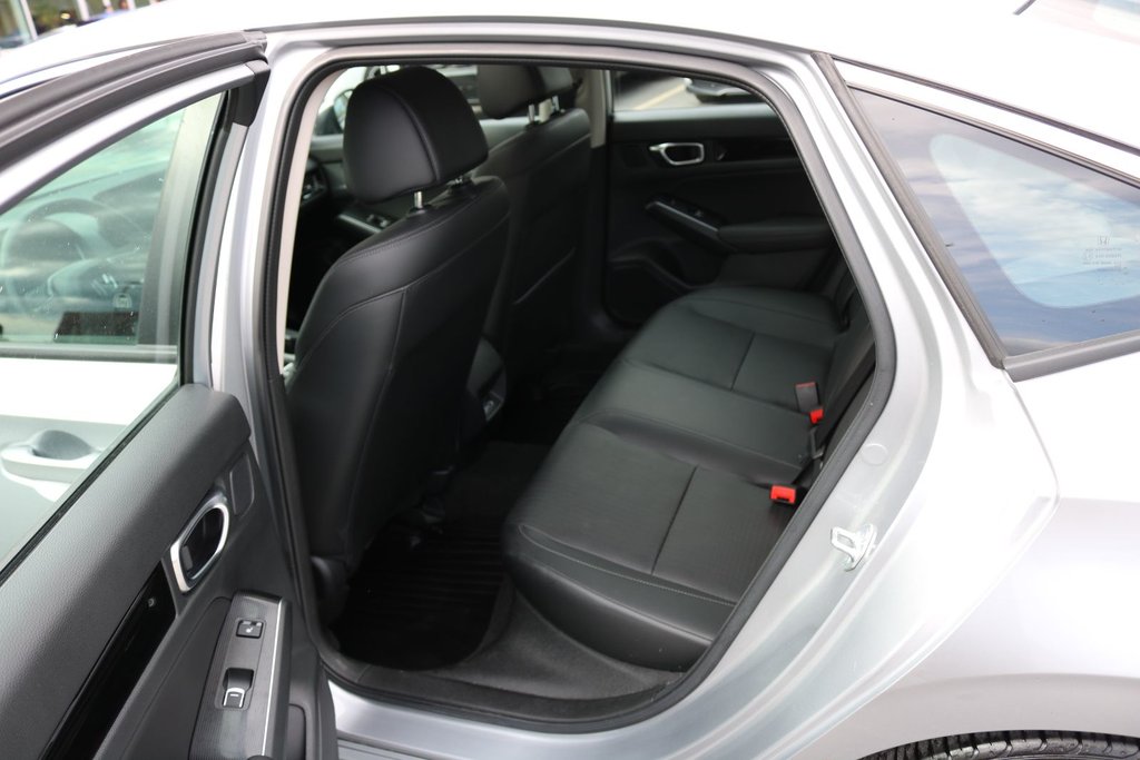 Honda Civic Touring 2023 à Montréal, Québec - 8 - w1024h768px