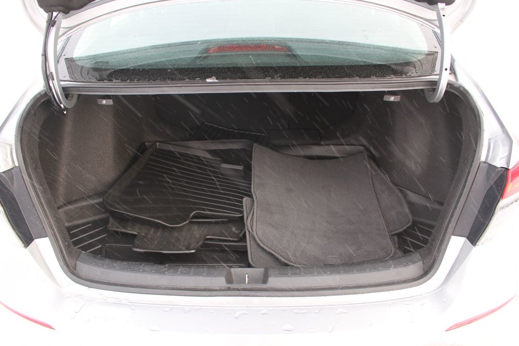 Honda Civic LX-B 2024 à , Québec - 22 - w1024h768px