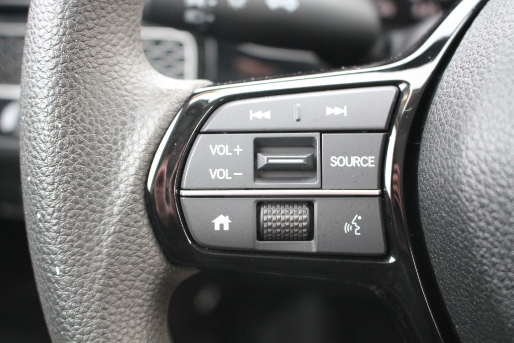 Honda Civic LX-B 2024 à , Québec - 12 - w1024h768px