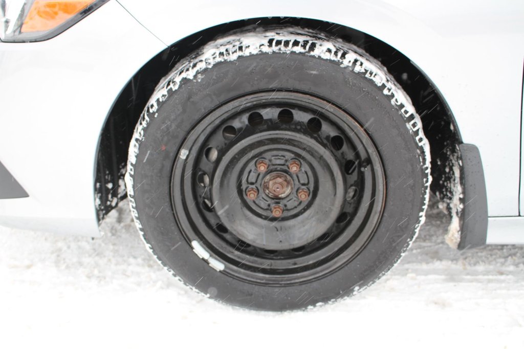 Honda Civic LX-B 2024 à , Québec - 23 - w1024h768px