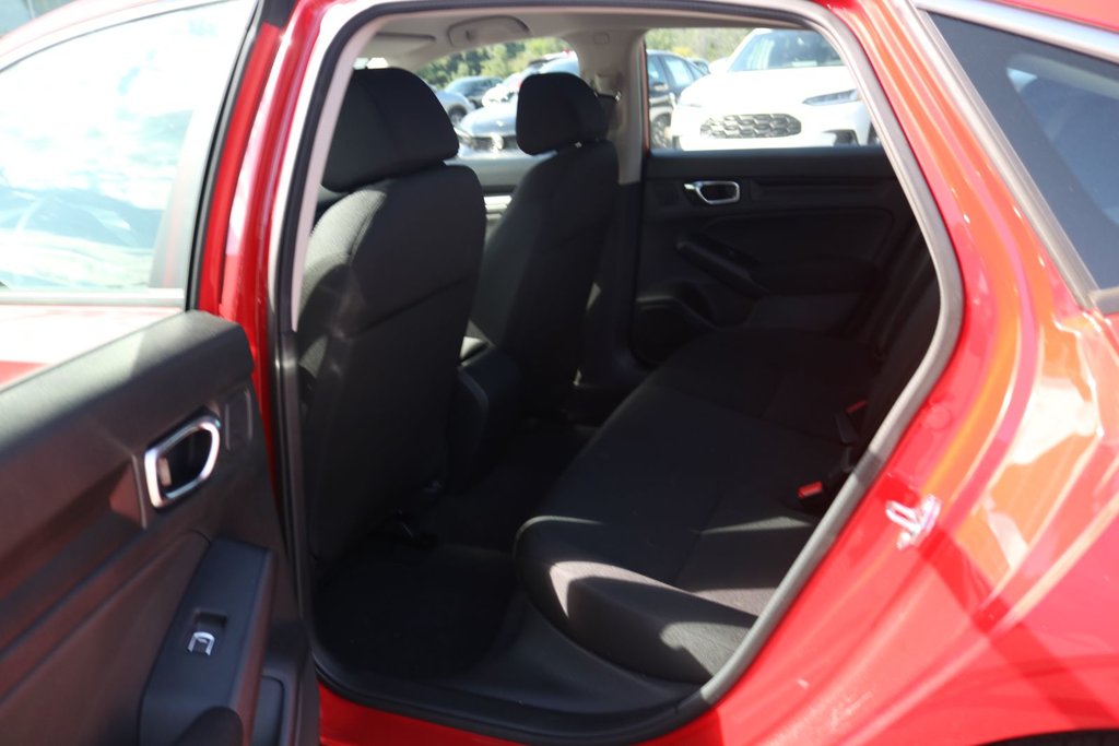 Honda Civic LX 2026 à Montréal, Québec - 8 - w1024h768px