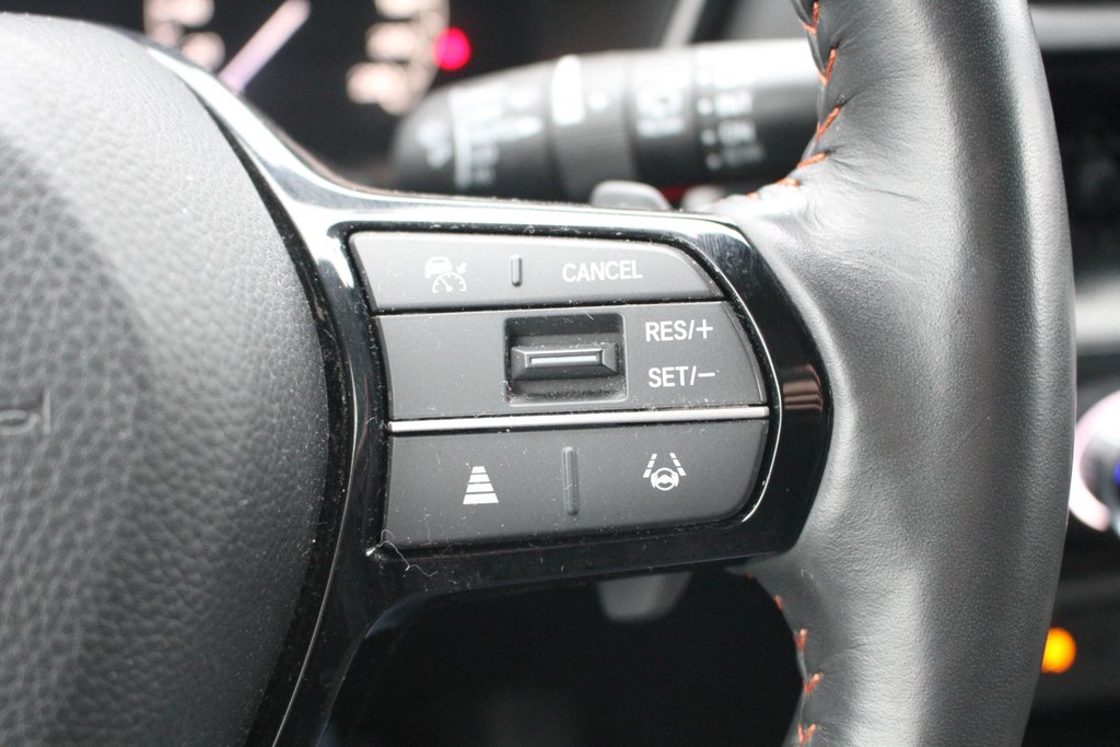 Honda CR-V Hybrid Touring | AWD 2023 à Gatineau, Québec - 17 - w1024h768px