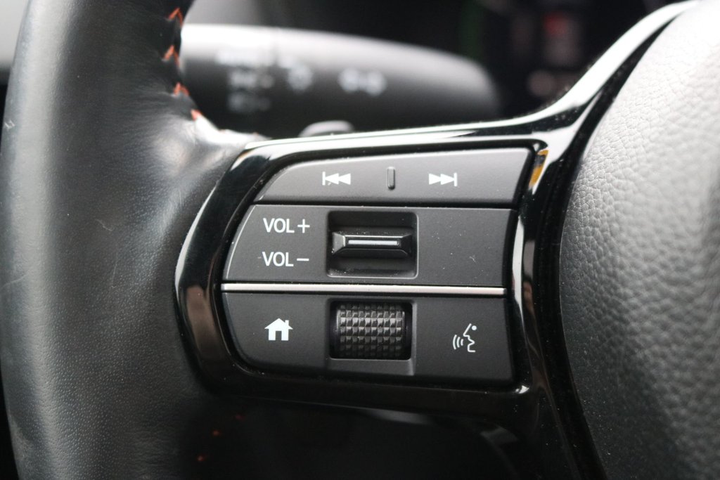 2023 Honda CR-V Hybrid Touring | AWD in Gatineau, Quebec - 13 - w1024h768px