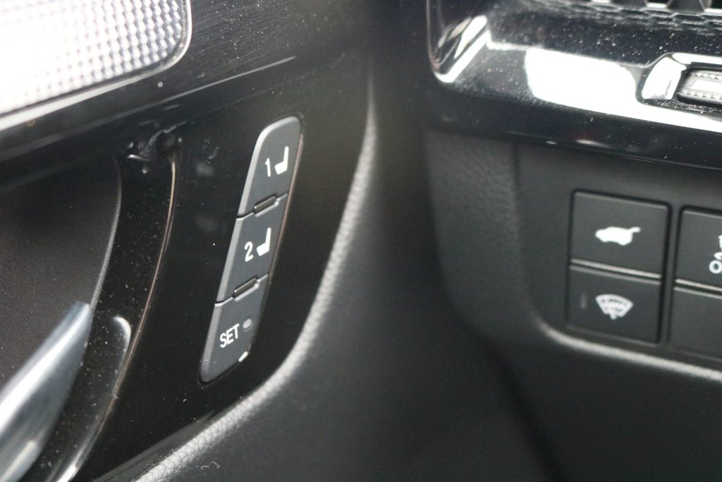 2023 Honda CR-V Hybrid Touring | AWD in Gatineau, Quebec - 15 - w1024h768px