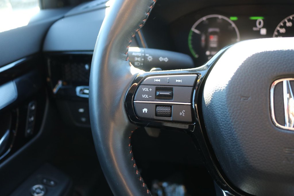 2023 Honda CR-V Hybrid Touring | AWD in Montréal, Quebec - 13 - w1024h768px