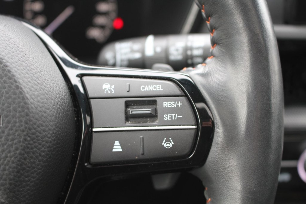 2024 Honda CR-V Hybrid Touring | AWD in Montréal, Quebec - 17 - w1024h768px