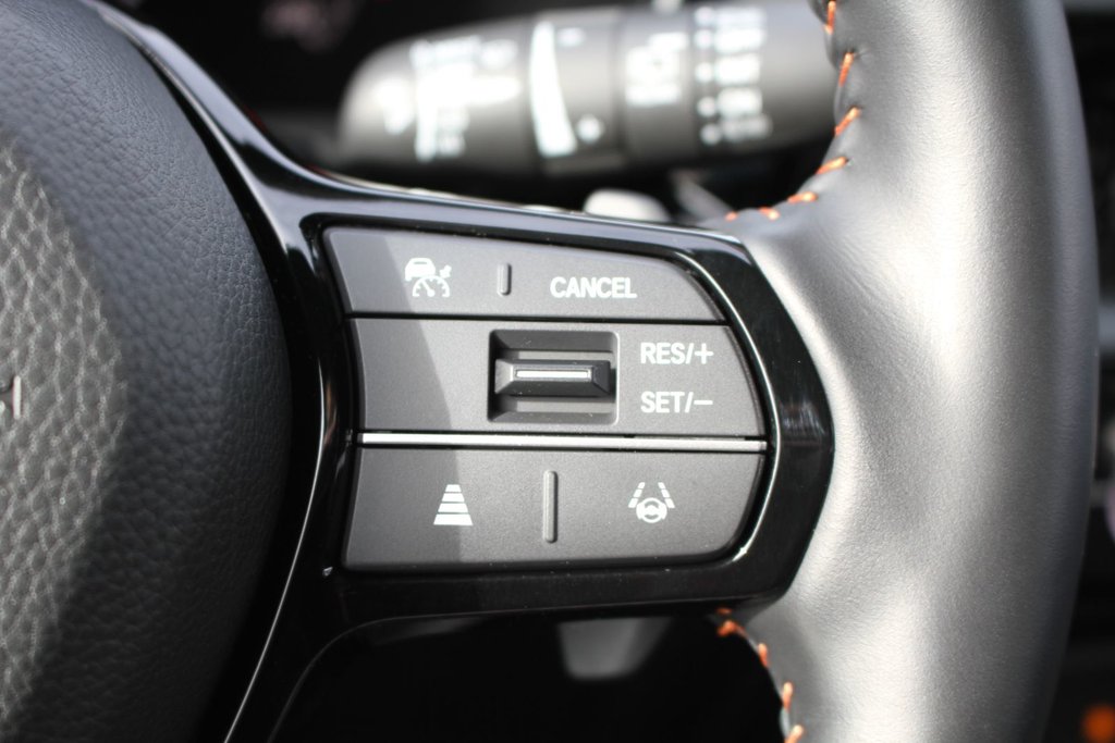 Honda CR-V Hybrid Touring | AWD 2025 à , Québec - 18 - w1024h768px