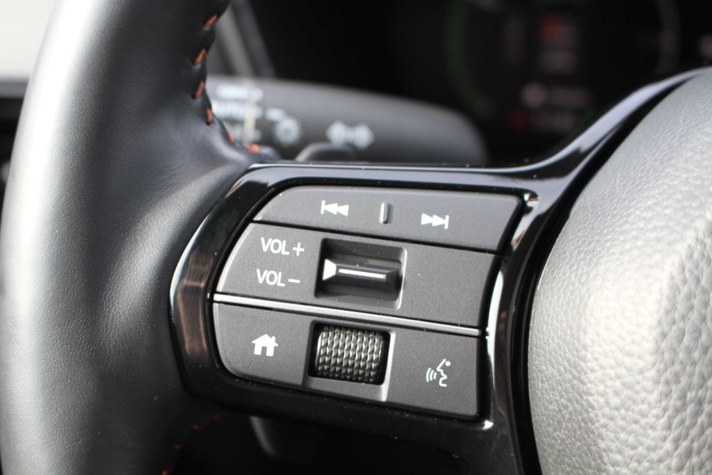 Honda CR-V Hybrid Touring | AWD 2025 à , Québec - 13 - w1024h768px