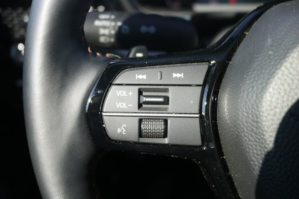 2026 Honda CR-V Hybrid Touring | AWD in Gatineau, Quebec - 12 - w1024h768px