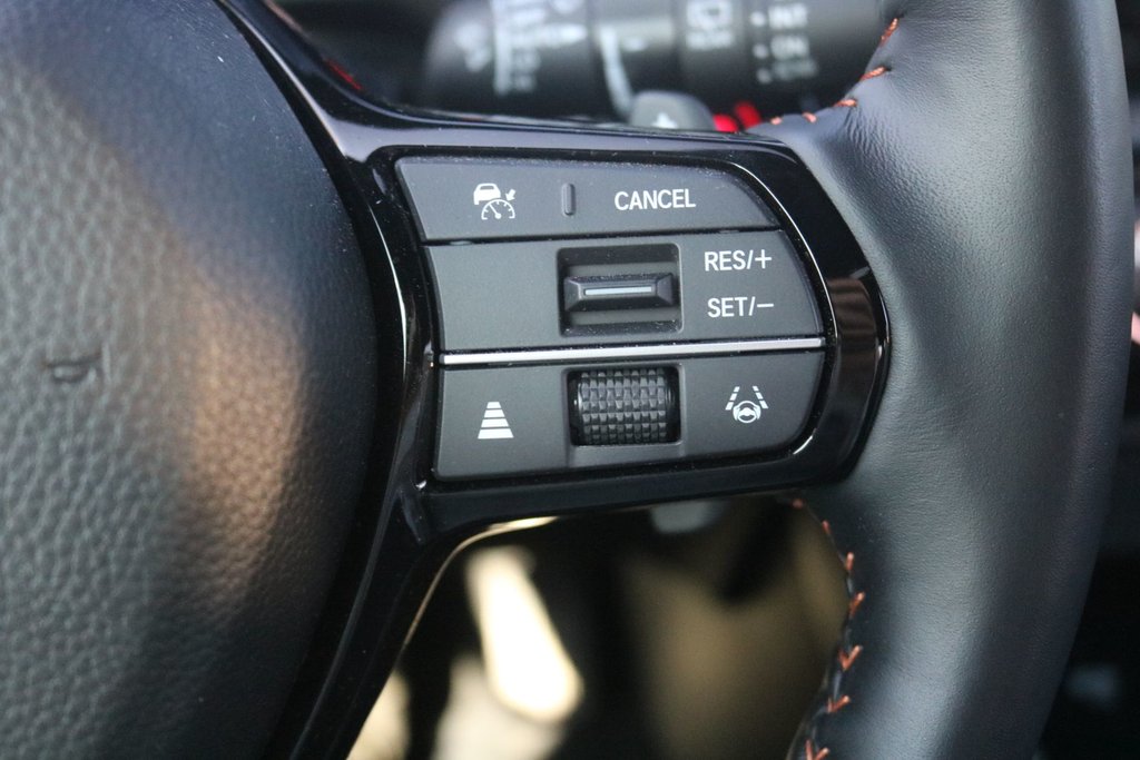 2026 Honda CR-V Hybrid Touring | AWD in Gatineau, Quebec - 17 - w1024h768px