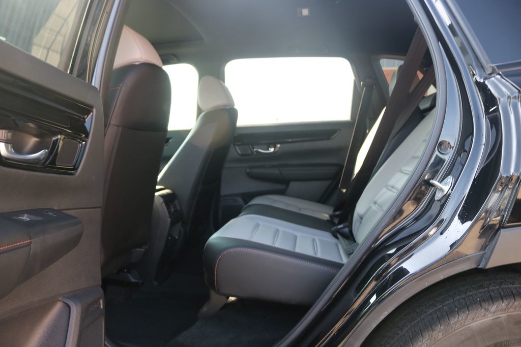 2026 Honda CR-V Hybrid Touring | AWD in Gatineau, Quebec - 8 - w1024h768px