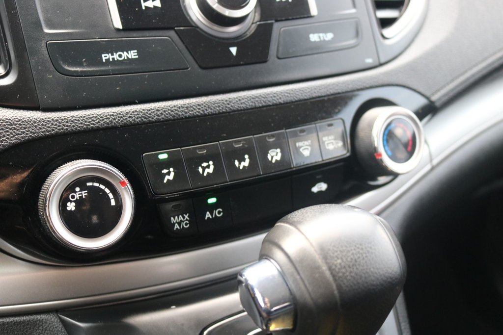 2016 Honda CR-V LX | FWD in Montréal, Quebec - 17 - w1024h768px