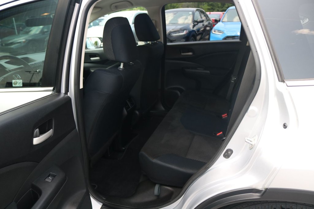 2016 Honda CR-V LX | FWD in Montréal, Quebec - 8 - w1024h768px