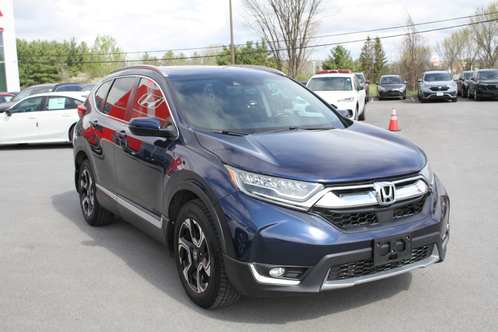 2018 Honda CR-V Touring | AWD in Gatineau, Quebec - 2 - w1024h768px