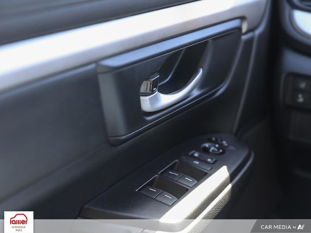 2019 Honda CR-V LX | AWD in Gatineau, Quebec - 17 - w1024h768px
