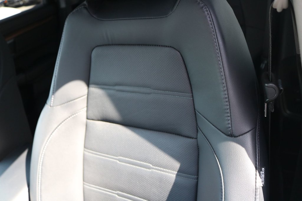 2019 Honda CR-V Touring | AWD in Gatineau, Quebec - 22 - w1024h768px