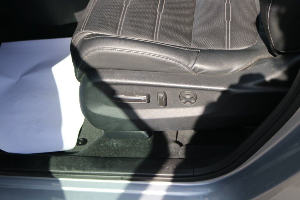 2019 Honda CR-V Touring | AWD in Gatineau, Quebec - 21 - w1024h768px
