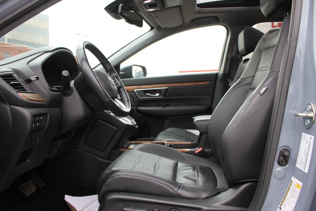 2020 Honda CR-V Touring in Gatineau, Quebec - 8 - w1024h768px