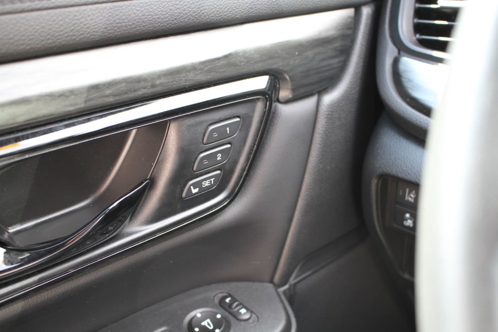 2021 Honda CR-V Black Edition in Gatineau, Quebec - 16 - w1024h768px