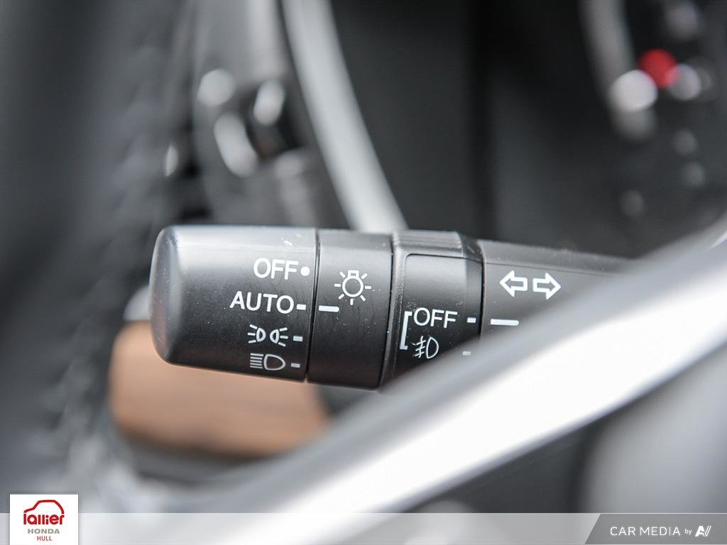 Honda CR-V Touring | AWD 2022 à , Québec - 16 - w1024h768px
