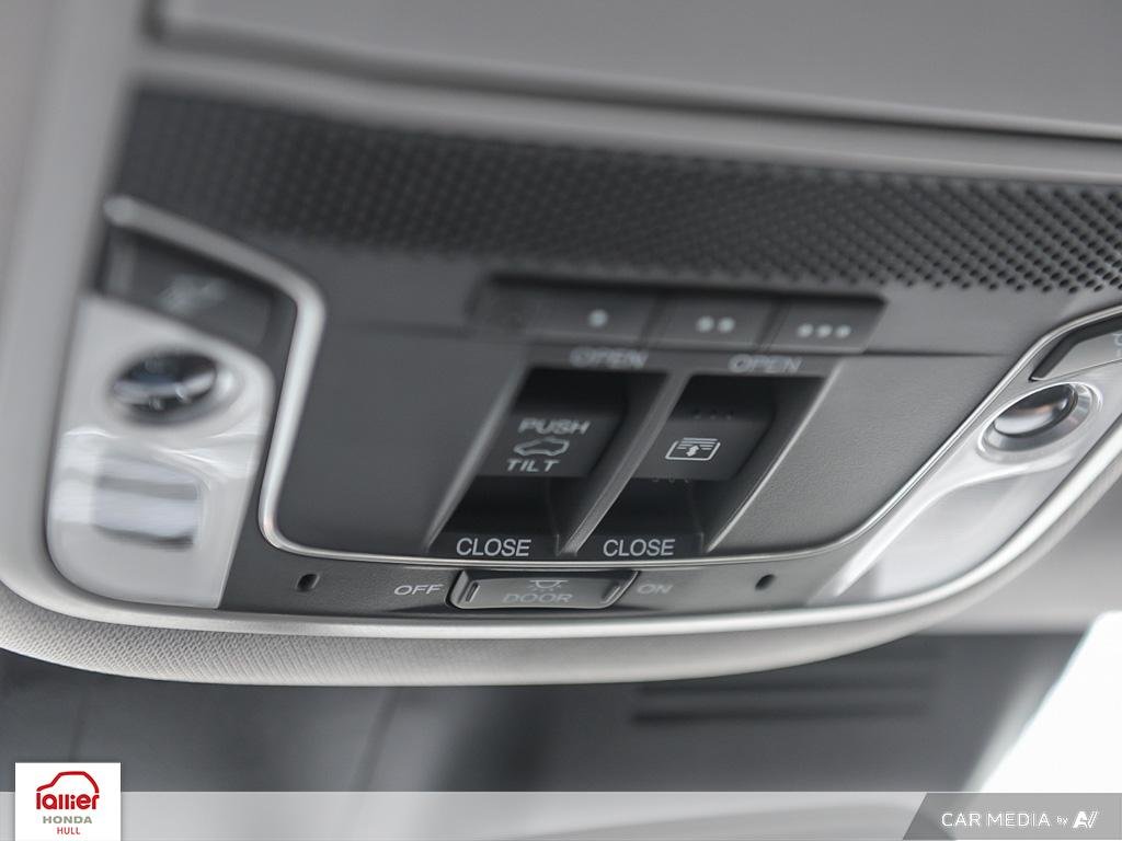 Honda CR-V Touring | AWD 2022 à , Québec - 22 - w1024h768px