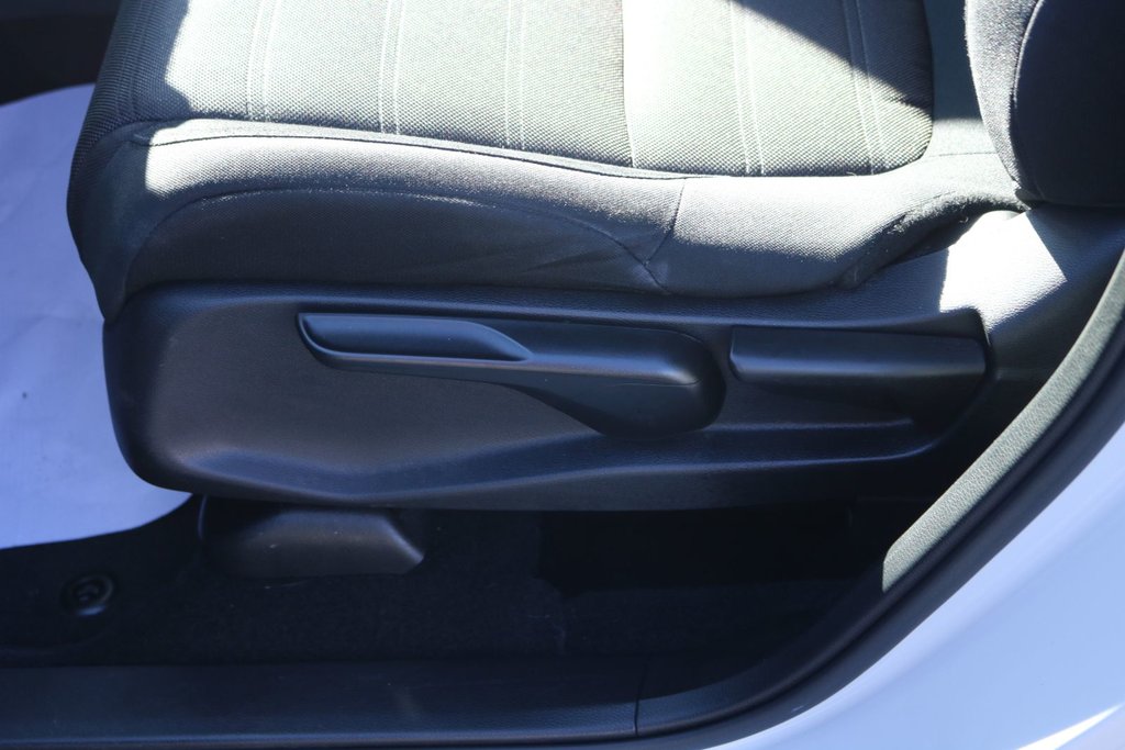 2022 Honda CR-V LX | FWD in Montréal, Quebec - 19 - w1024h768px