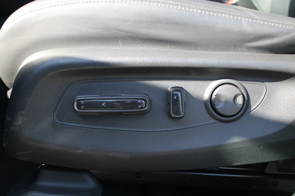 Honda CR-V EX-L 2023 à , Québec - 22 - w1024h768px
