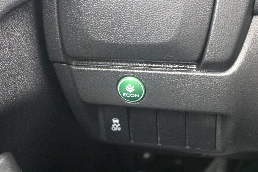 2016 Honda Fit EX in Gatineau, Quebec - 13 - w1024h768px