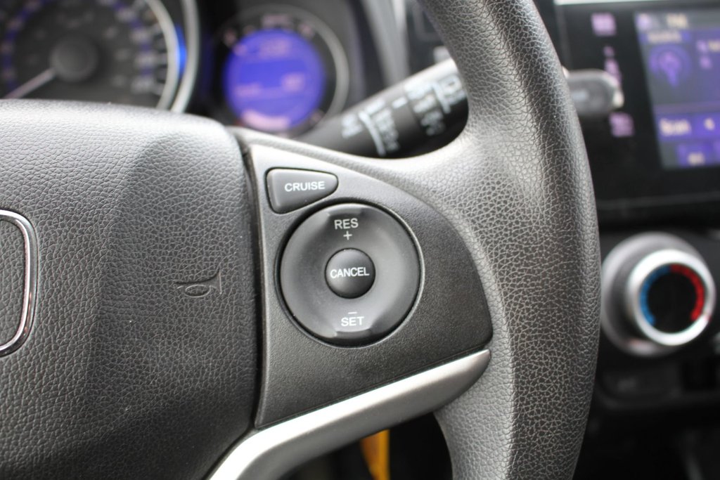 Honda Fit LX 2017 à Gatineau, Québec - 14 - w1024h768px