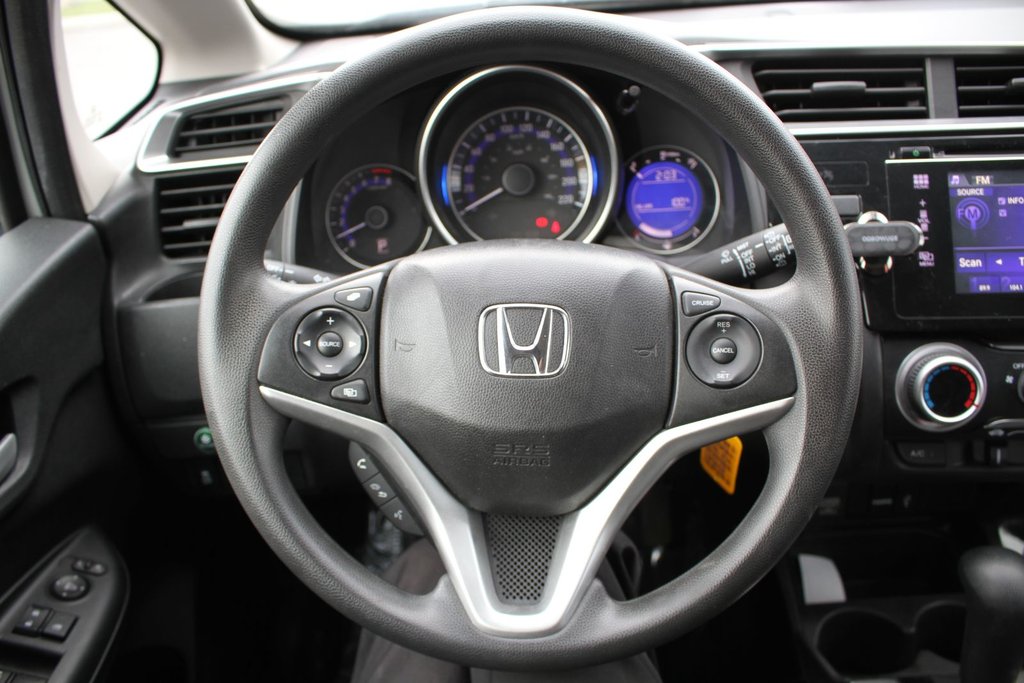 Honda Fit LX 2017 à Gatineau, Québec - 10 - w1024h768px