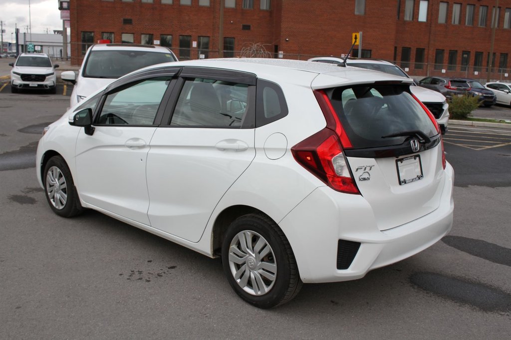 Honda Fit LX 2017 à Gatineau, Québec - 3 - w1024h768px