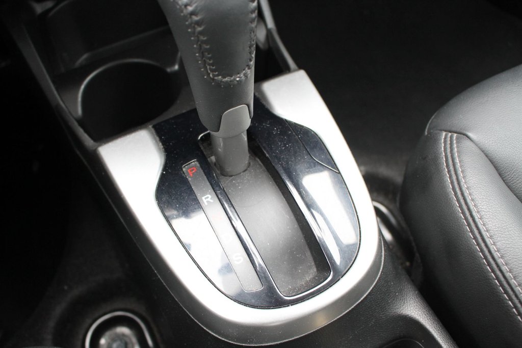 Honda Fit EX-L 2017 à Gatineau, Québec - 15 - w1024h768px