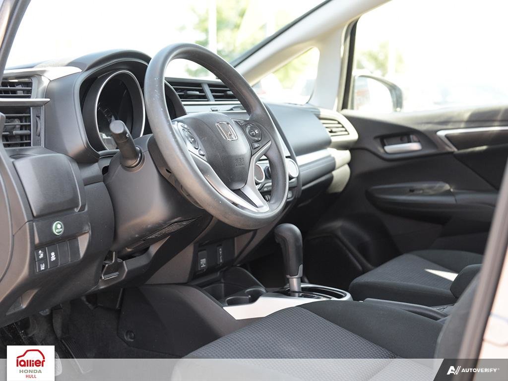 Fit LX w/Honda Sensing 2019 à Gatineau, Québec - 13 - w1024h768px