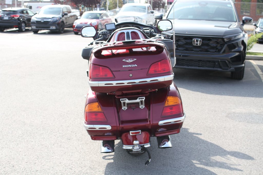 2005 Honda GOLDWING in , Quebec - 4 - w1024h768px