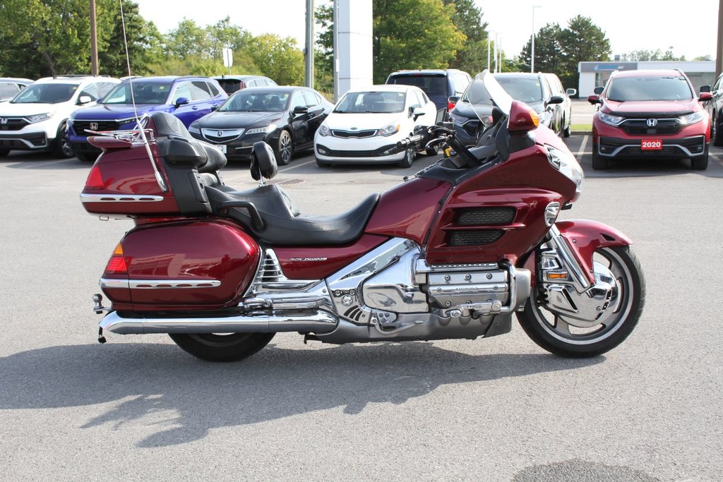 2005 Honda GOLDWING in , Quebec - 6 - w1024h768px