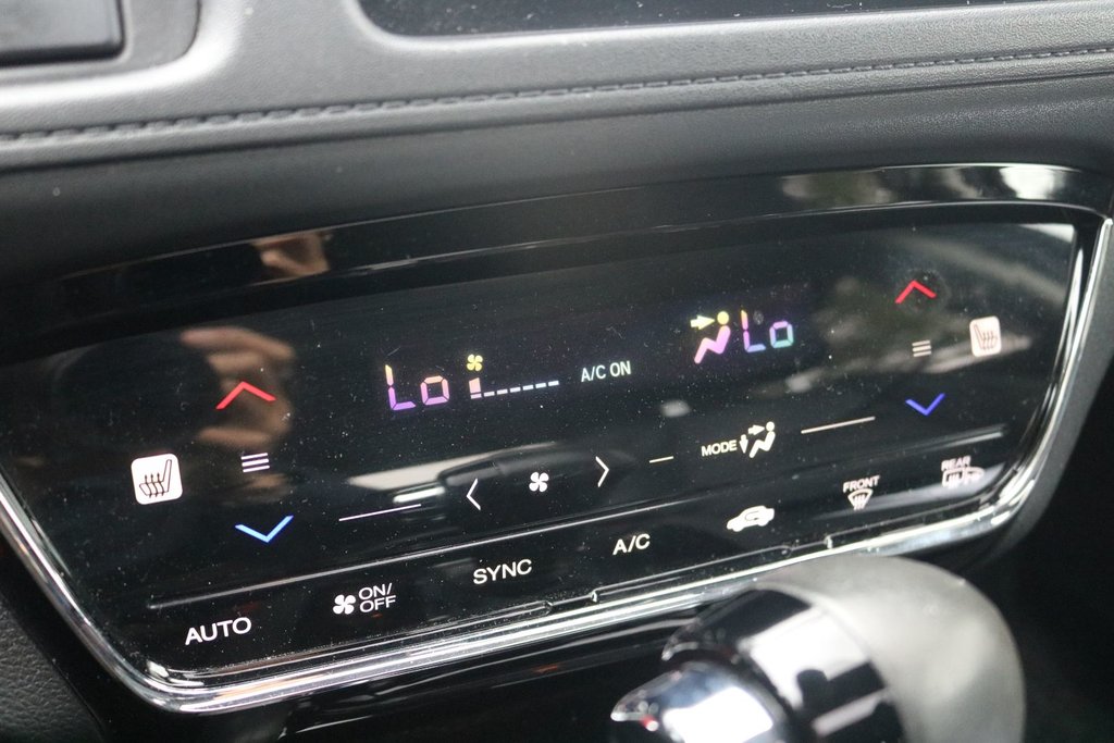 Honda HR-V Touring 2019 à Gatineau, Québec - 16 - w1024h768px