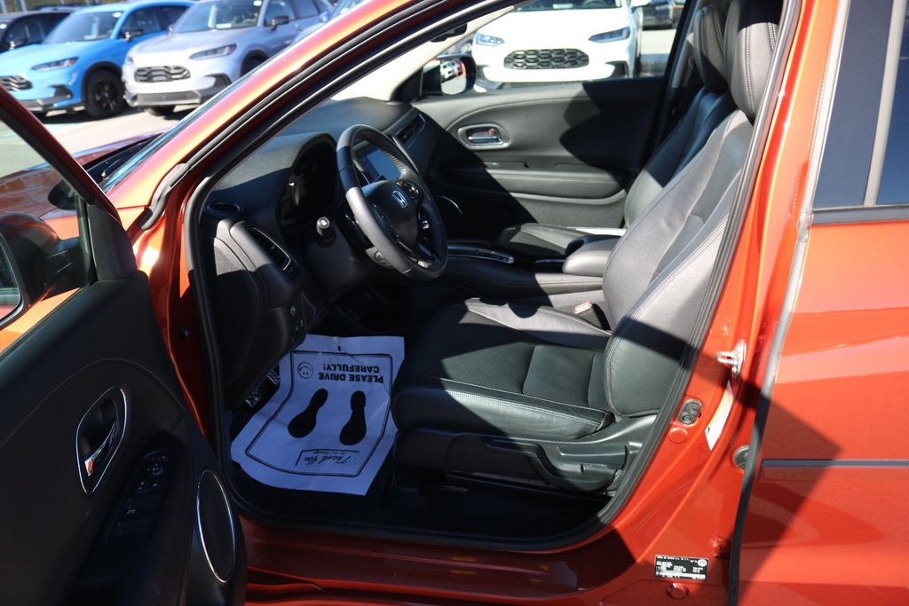 2019 Honda HR-V Touring | AWD in Gatineau, Quebec - 7 - w1024h768px